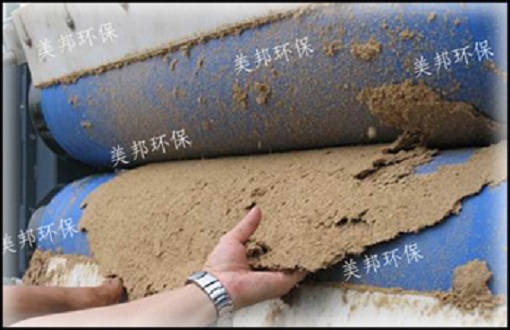 福建啤酒渣脫水壓榨機(jī)案例